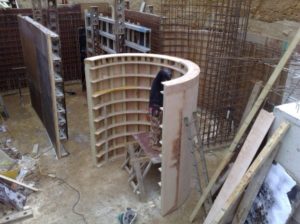 Formwork to curved wall.